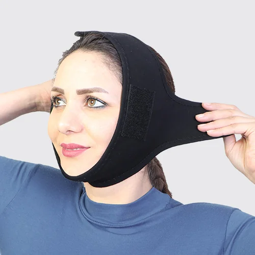 نحوهٔ قرارگیری بند پشت سر غبغب‌بند و فک‌بند طب و صنعت 87500